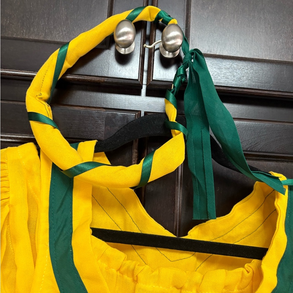 Yellow Dress with Green Accents - Picture 7 of 7
